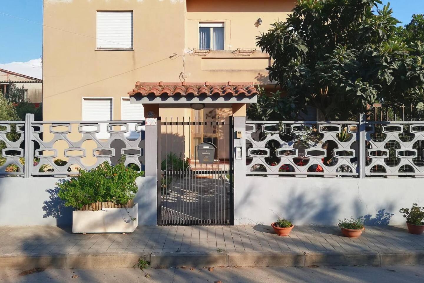 Gocciadoro Guest Apartment Solanas  Exterior foto